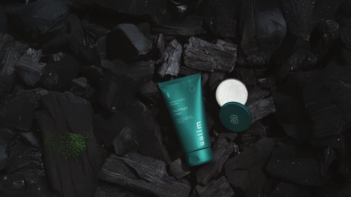 Salim Skin product photography on charcoal
